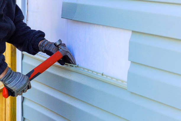 Reliable Emergency Siding Repair contractor in Elgin, OR by Squared Siding